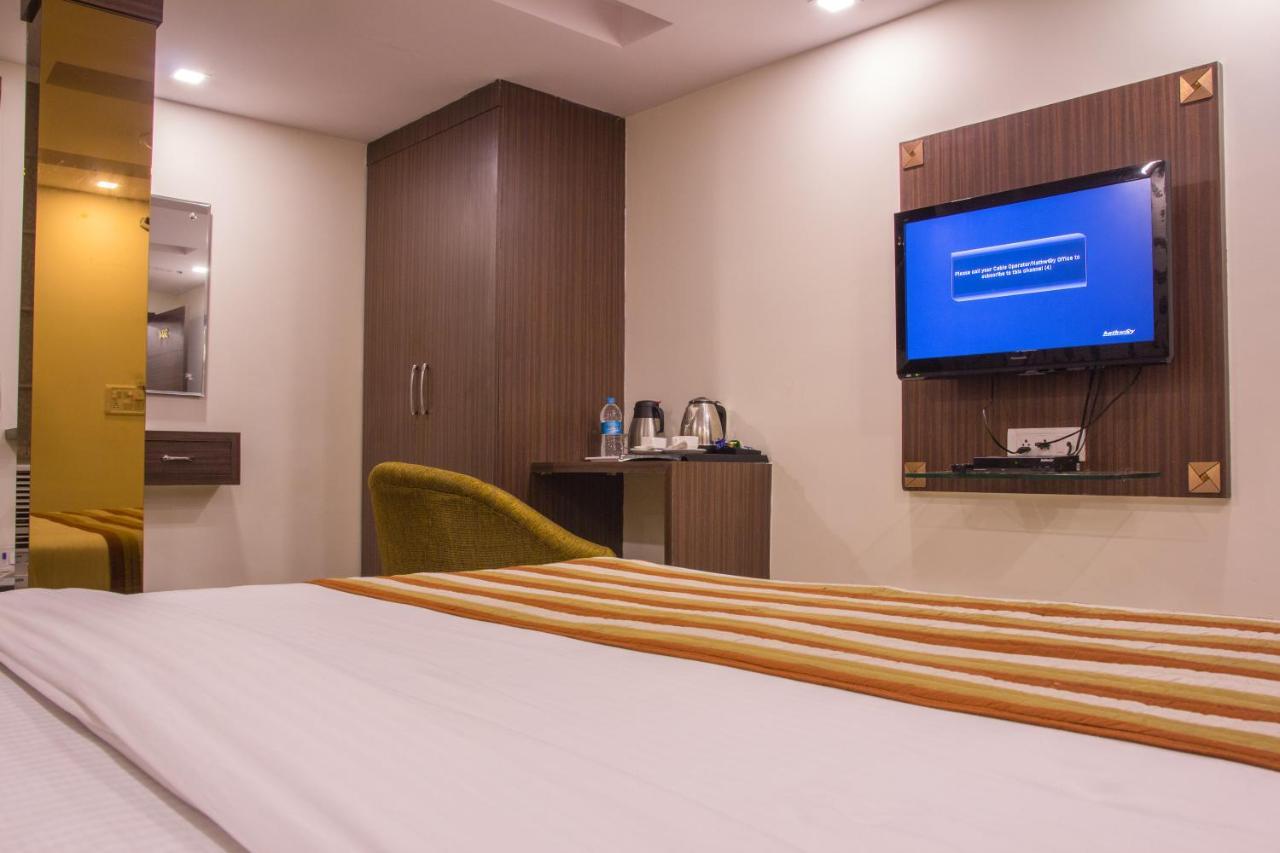 Hotel Pawan Plaza Near Sir Ganga Ram Hospital Delhi  Extérieur photo