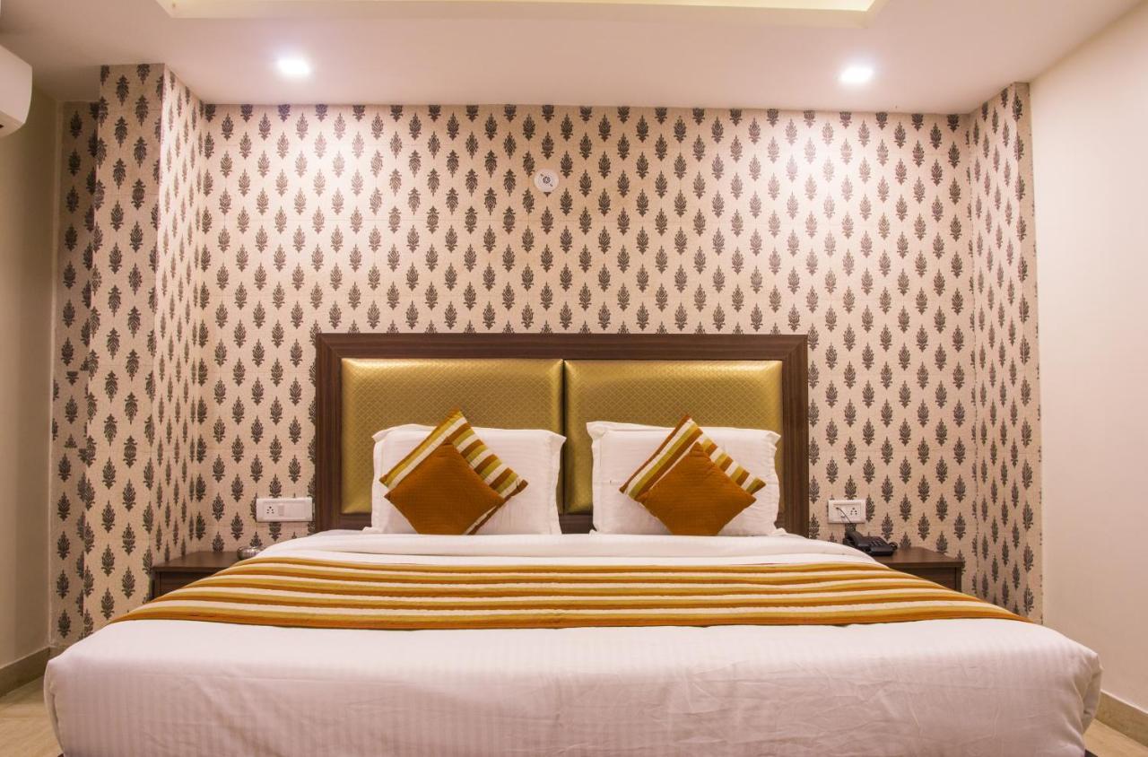 Hotel Pawan Plaza Near Sir Ganga Ram Hospital Delhi  Extérieur photo