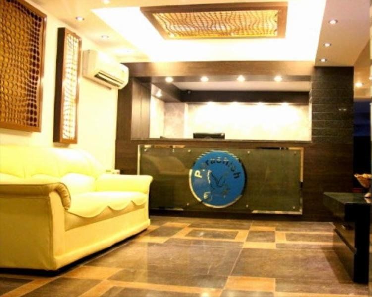 Hotel Pawan Plaza Near Sir Ganga Ram Hospital Delhi  Extérieur photo