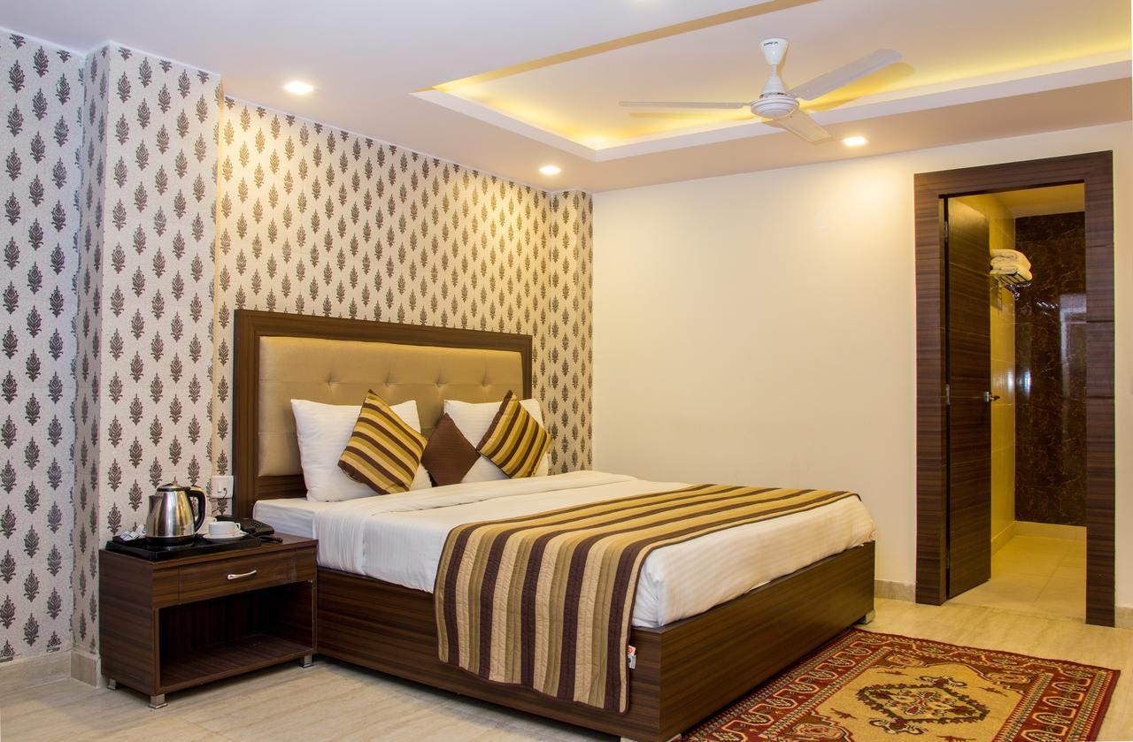 Hotel Pawan Plaza Near Sir Ganga Ram Hospital Delhi  Extérieur photo