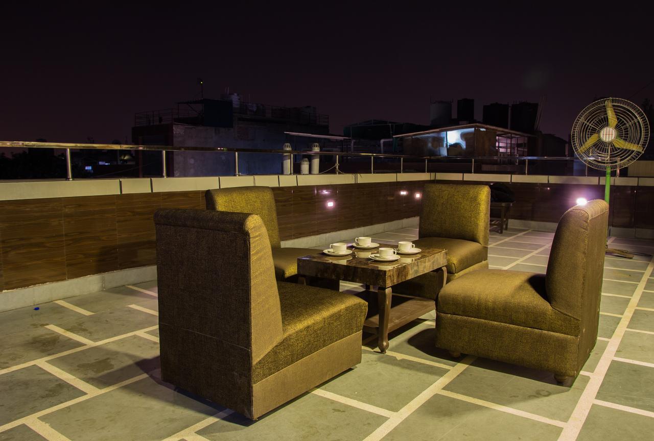 Hotel Pawan Plaza Near Sir Ganga Ram Hospital Delhi  Extérieur photo
