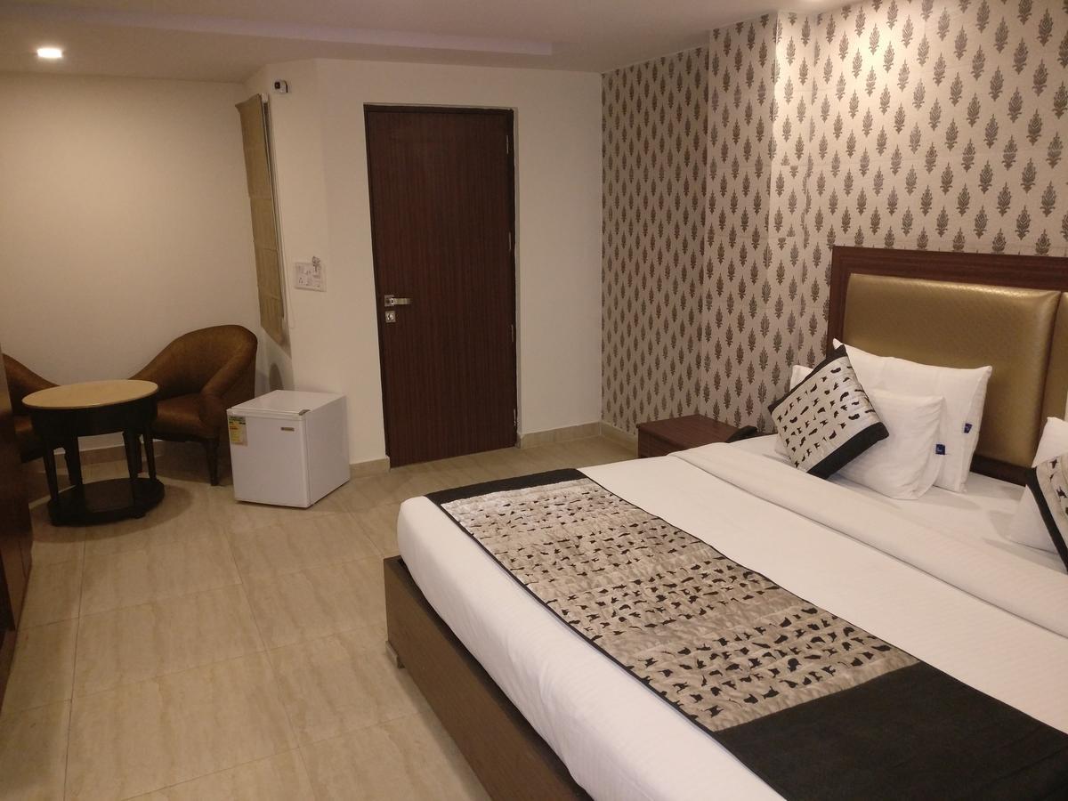 Hotel Pawan Plaza Near Sir Ganga Ram Hospital Delhi  Extérieur photo