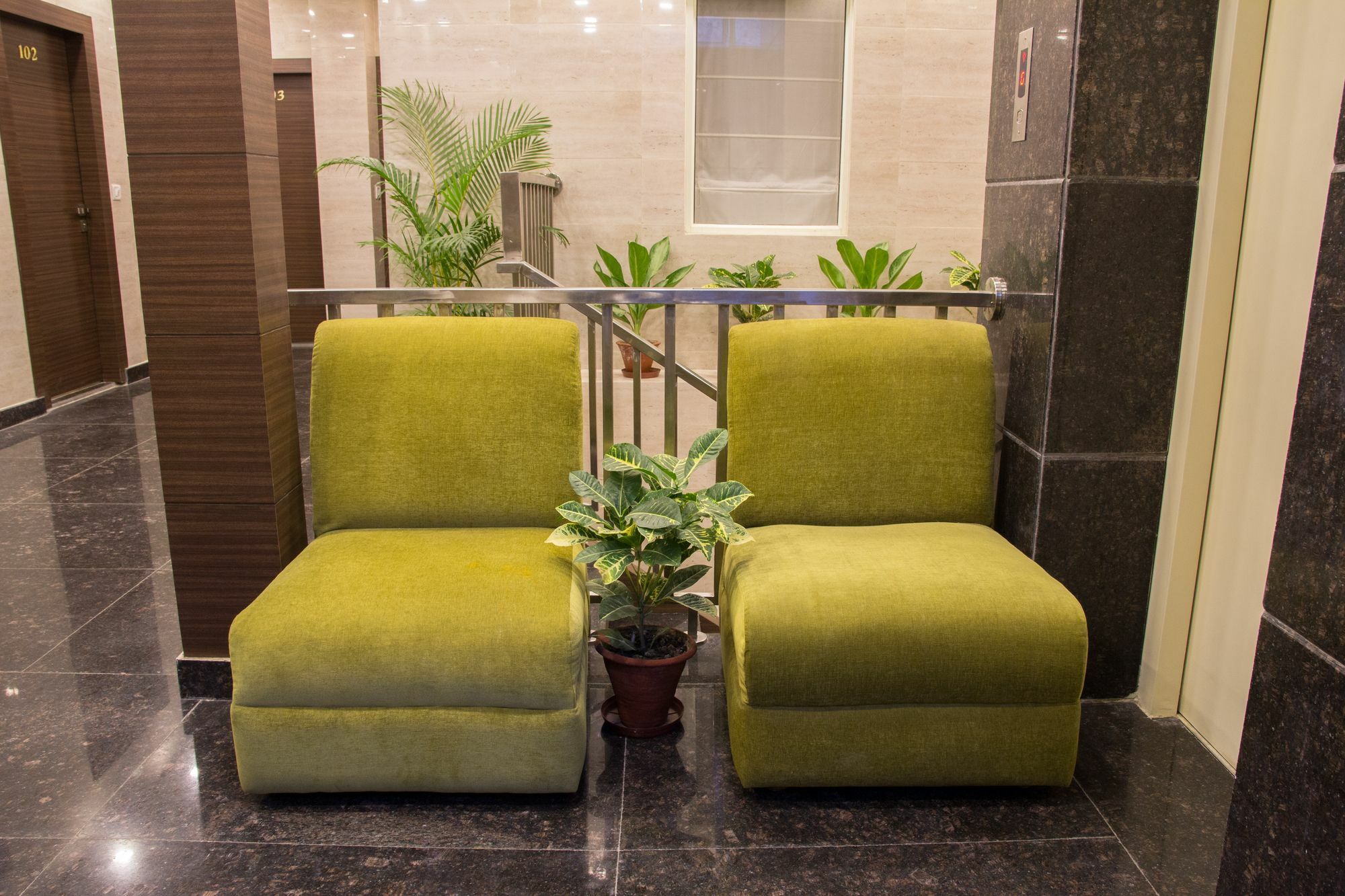 Hotel Pawan Plaza Near Sir Ganga Ram Hospital Delhi  Extérieur photo